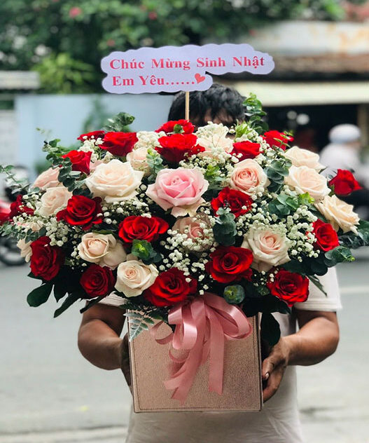 Giỏ Hoa Chúc Mừng Sinh Nhật Em
