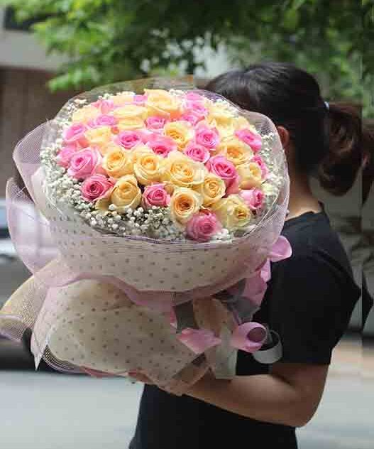 Bó hoa Sắc Màu Mùa Xuân