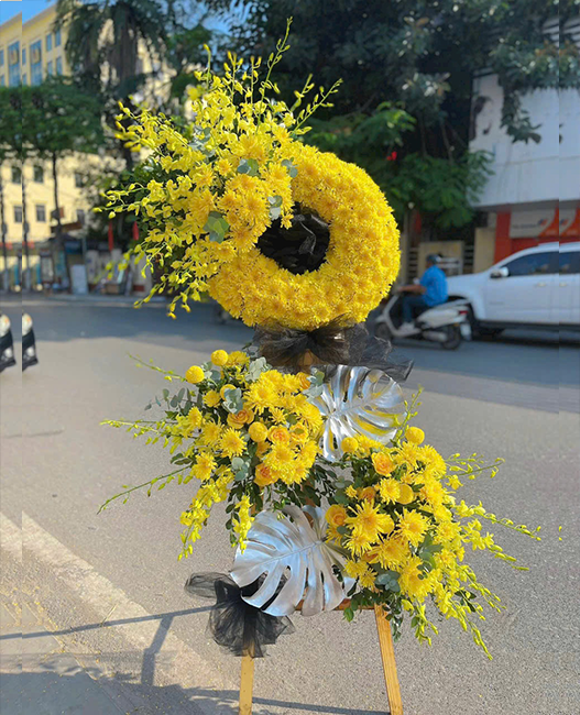 Vòng Hoa Chia Buồn Huyện Ngọc Lặc