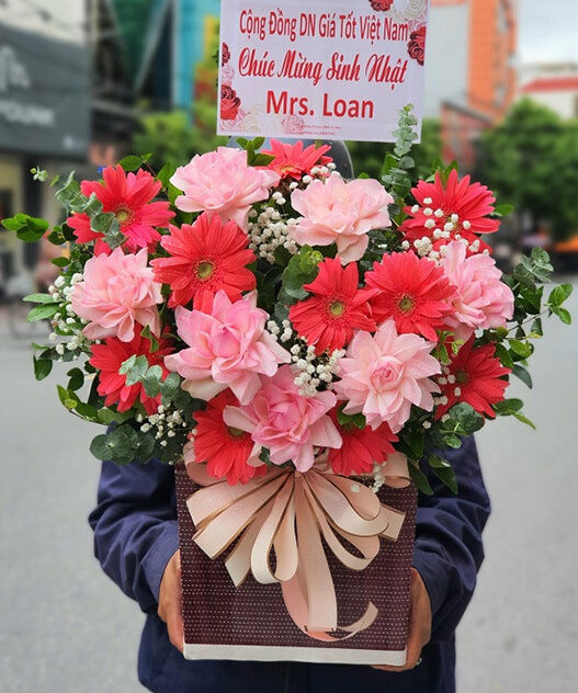 Hoa May Mắn và Thành Công
