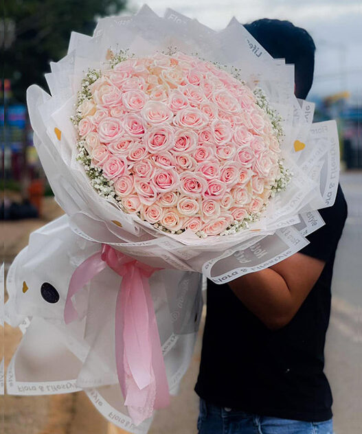 Nét Đẹp Tinh Khiết