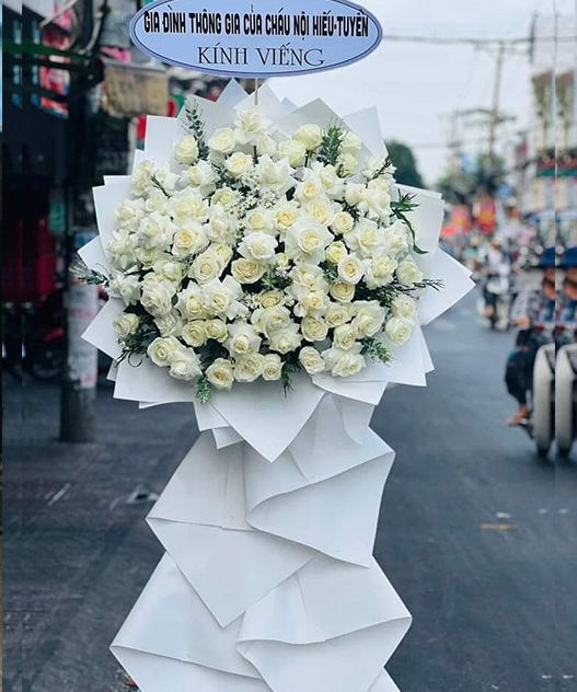 Hoa Tang Lễ Màu Trắng