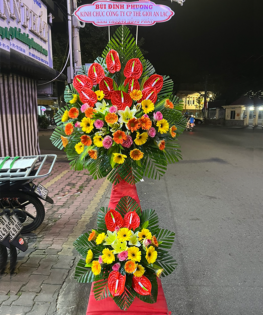 Hoa Chúc Mừng - Bữa Tiệc Cuối Năm