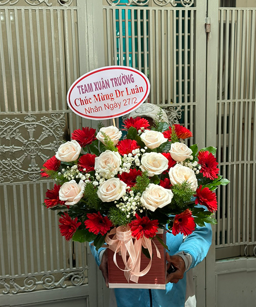 Hoa Chúc Mừng Ngày 27/2